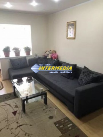 apartament-2-camere-decomandat-de-vanzare-sub-stadion-1